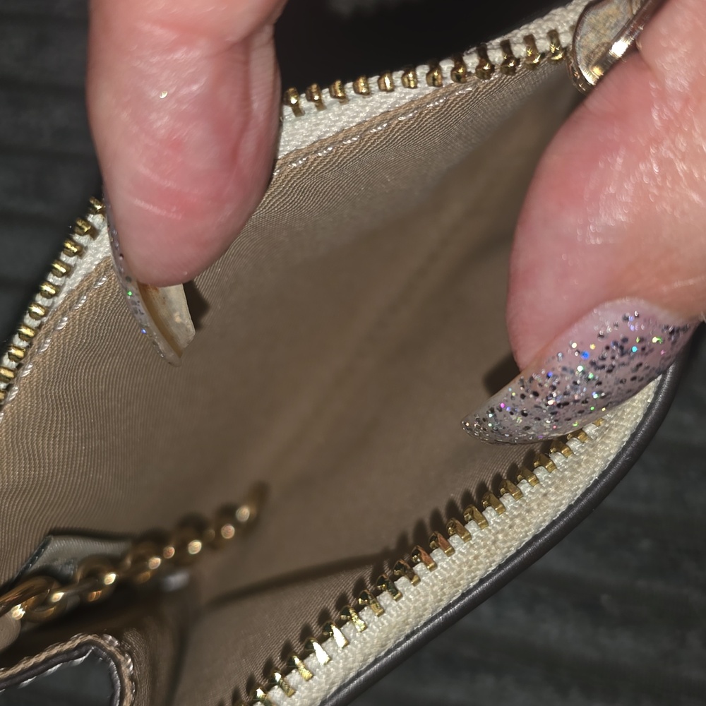 Coach Cardholder Hearts - Picture 4 of 4